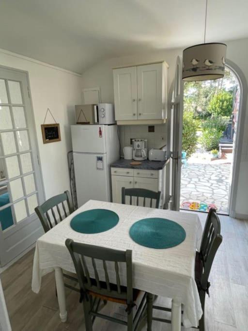 Adorable Petite Maison A 400M De La Mer Villa Saint-Georges-de-Didonne Luaran gambar